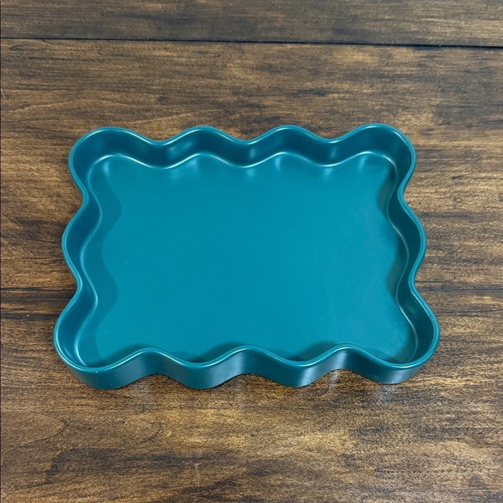NWT Room Essentials Teal Ceramic Wavy Tray